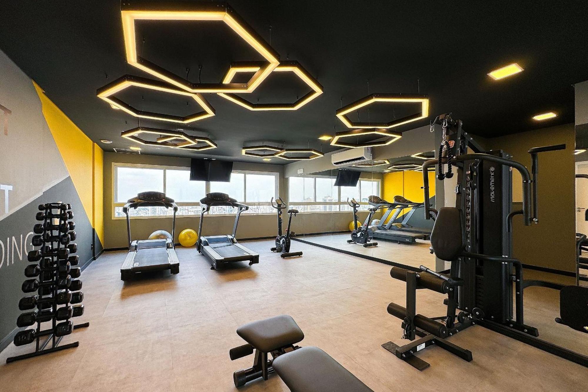 Apto 902 Luxuoso | Piscina, A/c E Wi-fi 500 Mb * Sao Paulo